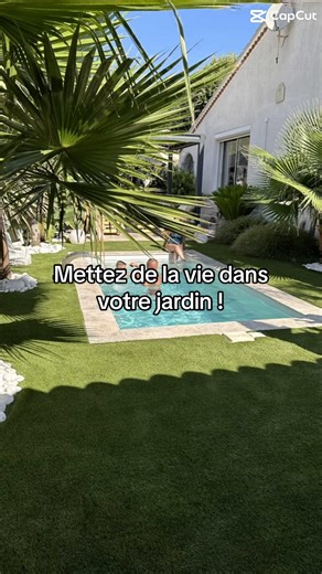 Mettez de la vie dans votre jardin 💦 Une piscine, c’est des moments uniques pour vous détendre et profiter entre proches 🥰 c’est la promesse d’un bonheur illimité à domicile 🤩💧#alliancepiscines #piscinecoque #piscine #foryoupage❤️❤️ #madeinfrance