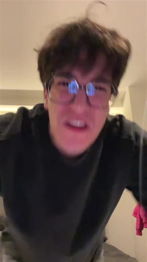 Chicas en el Antro: Estilos y Experiencias