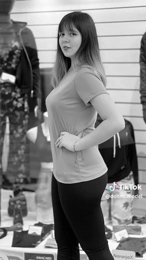 Producción con nuestras modelos. #moda #donnamodel #necochea Seguinos en Ig Donnamodel_