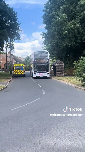 Here is First Essex || (Basildon Depot) ADL Enviro400 MMC (First - Urban Livery) || 33991 SN65 OGG || 9 Basildon -To- Brentwood || Monday 7th July 2025 || Cherry Avenue || #Fyp #foryoupage #viral #busspotting #busenthusiast #busesaregreat #Stopthebushate #fortheloveofbuses #Firstbus #ADLEnviro400MMC #Brentwood #FirstEssexBusSpotter #FESXBS