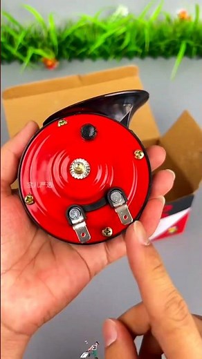 300DB 12V Universal Electric Snail Train Horn Super Loud Waterproof 🌐 #horn #trainhorns #shorts