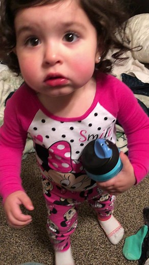 Teaching her Spanish, Not yet 2 and already sassy… #girldad she didn’t get my attitude