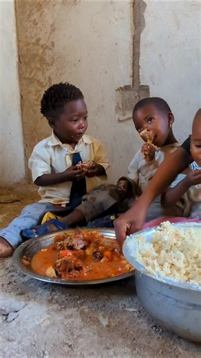 A Special Modern Meal 🍖🍚 | Hadzabe Mother and Children Eating Together with Joy.# #shortsfeed