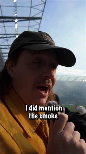 Auxerre pyro stops match! #football #awaydays #pyro #ultras #footballshorts #matchday