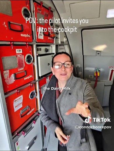 Touring the cockpit ✈️ | co pilot airplane