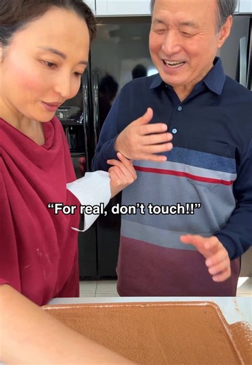 My sister’s favorite dessert is high quality tiramisu but she’s never tried home made, from-scratch version. Baking is not my forte but I decided to surprise her at her bday dinner. She had no idea! See her full reaction in the next, next video (bday dinner). #tiramisu #dessert #italian #italianfood #baking