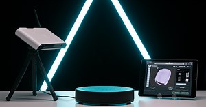 Full-color 3D scanner accurately models objects of "any size"