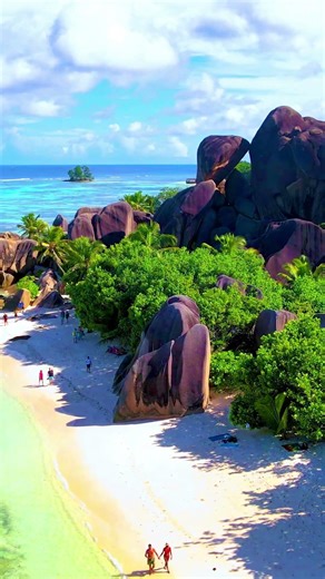 One of the World’s Most Famous Beaches #Anse Source d’Argent