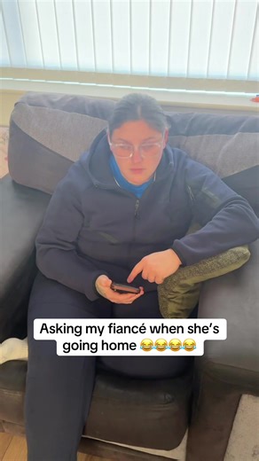 Back to YOUR home 😂😂😂😂@Jasmin Langley #fyp #ashleighandjazz #fyyyy #lesbiansoftiktok #viralllllll