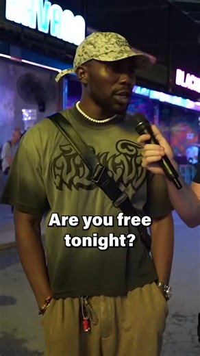 Hahasammi on Instagram: "How do you compare Korea to Thailand 🎥: @vensfeetpics"