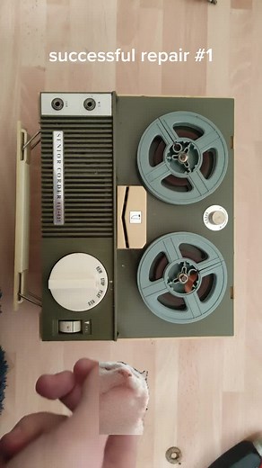 Vintage Portable Reel to Reel Tape Recorder Repair and Testing