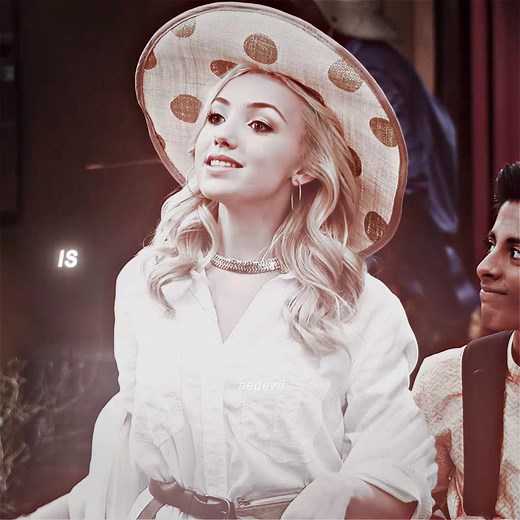 Emma Ross in Jessie: Exploring Relationships and Adventures
