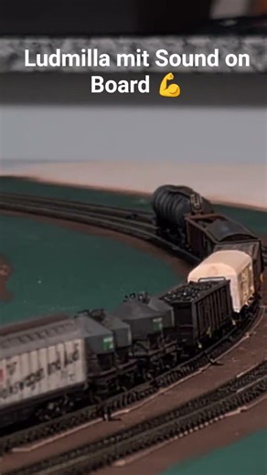 Märklin Spur Z Ludmilla mit ‪@ClaudiusVeit‬ Velmo Sound #märklin #modelleisenbahn #modeltrains