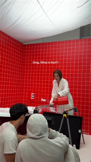 Eczema-havers, this one is for you! Join the waitlist for our NEW Bleach Bath Kit on Tower28Beauty.com 🫧 #bleachbath #eczema #tower28beauty #skincare