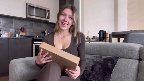 Dixie Medium Paper Plates, 8.5 Inch, 90 Count, 2X Stronger*, Microwave-Safe, Soak-Proof, Cut Resistant, Disposable Plates For Everyday Breakfast, Lunch, & Dinner Meals