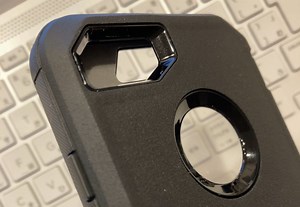 OtterBox Defenderの開け方は？ 超頑丈でデザイン性にも優れた海外で人気のスマホケースを買ってみた件
