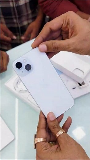 iphone 15 unboxing video 📱😲 #apple #iphone #iphone15 #shorts #unboxing