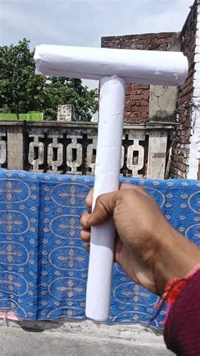 Level 1 vs Level 100 Hammer