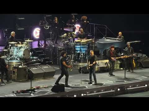 Bruce Springsteen & The E Street Band, Born to Run at The Forum in Los Angeles on 4/7/2026 [4K]