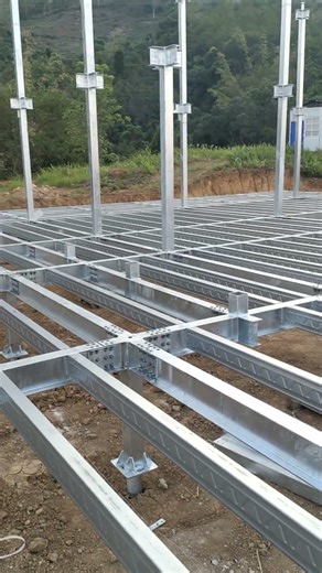 Check out step 2 on site: installing the steel platform.#modularhomes #steelstructure