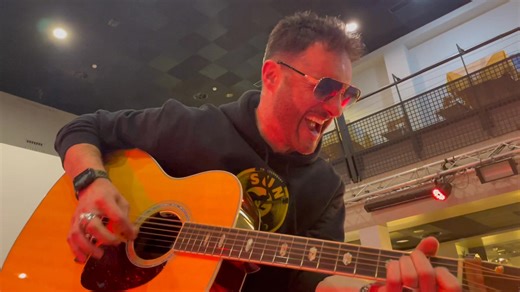 Nicola Congiu vi aspetta sabato 26 aprile 2025 al Crazydriverrockngrill di Varedo per la serata dedicata al 50º anniversario dell’album e documentario “Elvis - That’s The Way It Is”. ELVIS FOREVER NIKO / ELVIS TTWII 55° ANNIVERSARY Elvis Friends Fan Club Italia | Elvis Friends Fan Club Italia