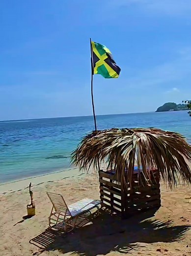 Jamaica Love: Celebrating Caribbean Vibes