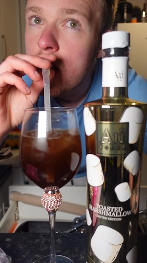 TRYING THE NEW LIMITED EDITION TOASTED MARSHMALLOW! Au Vodka | Kyle V Food
