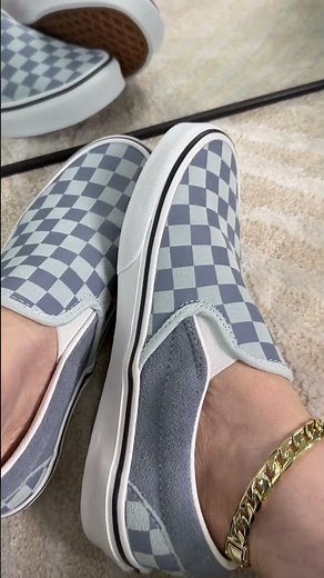 Unboxing the Latest Vans Shoes: Street Style & Comfort #Vans #Unboxing #Sneakerhead