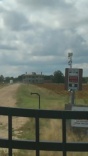 Exploring the Texas Chainsaw Massacre House in Granger