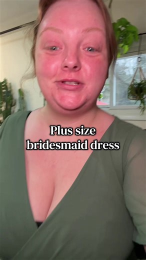 Plus size bridesmaid dress #plussizedress #plussizebridesmaiddress #plussizeeveninggown #bridemaiddress #tiktokshopcreatorpicks