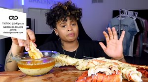 Seafood boil mukbang - by Tae | See Mukbang