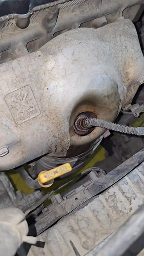 exhaust sensor changing trick #automotive #CumminsEngine #Smartphones #usedcar #dieselengine #homeappliances #businesspromotion #automatictransmission #smartphone #musicindustry #carforsale #suspensionrepair #autorepair #carmaintenance #mechanic #carservice #carrepair #autoservice #vehicleservice #tireshop #tireservice #premiumservices #tireservicetech #howto #didyouknow #carcare #carculture #attentiontodetail #newtires #newwheels | Ecomotion Ai