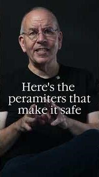 A Pro's Guide to Buying the Best Eyeglasses Online