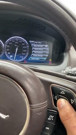 How to check the oil level of jaguar xjl