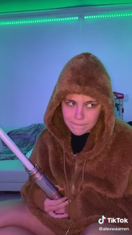 girlfriend becomes a Jedi😂 @k0uvr | girlfriend