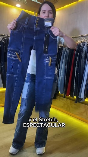 Los auténticos jeans LEVANTA COLA colombianos🇨🇴 Conoce los detalles, la tela Stretch y la bolsita que te asegura que nuestros jeans son los verdaderos levanta cola. Además, la pretina con control de abdomen ayudará a que tu figura se vea mucho más esbelta. 😍👖🍑 Compruébalo tu misma ¿Qué esperas para tener el tuyo? Haz tu pedido ahora!! 🛍️ 📲WhatsApp DETAL 317 3655116 📲WhatsApp POR MAYOR 316 8937524 Hacemos envíos Nacionales e internacionales (EE.UU) | Nye Jeans
