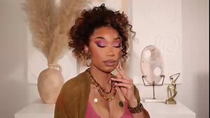 4K views · 152 reactions | Sooooo happy it's finally getting warmer outside lol. Time to get into some more colorful eye makeup! Full tutorial on this hair and makeup is also up on my YouTube channel! xx https://youtu.be/bXvzBGmdJt4 | Tiffany Jones | Facebook