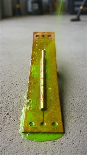 Door Hinge Rust Removal #asmr #diy