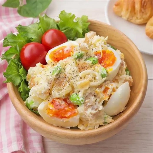 🥔 バルサミコ酢ポテトサラダレシピ（2〜3人分）バルサミコ酢で激変！大人のポテトサラダ」