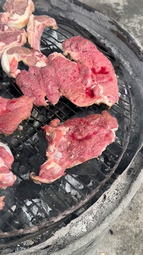 Sofra Kolonjare Agroturizëm | #ejanekolonje Gezuar per te gjithe ju miqe dhe familjet tuaja kudo qe ndodheni #organicfarming #biofood #albania #organic pak me vones po... | Instagram