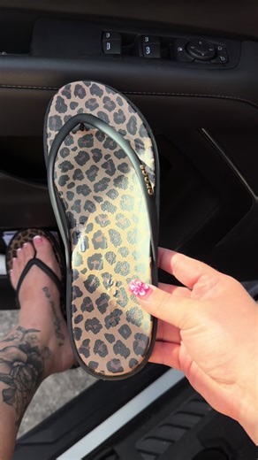 The cutest sandals for summer! #crocs #crocssandals #miamitoeloopsandals #sandals #tiktokshopcreatorpicks cheetah print leopard sandals wide foot friendly comfortable