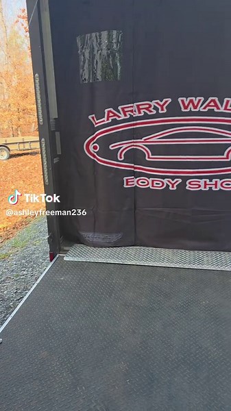 Magnetic Trailer Enclosures and Color Changing Services