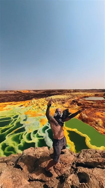 How do you film the rotating slow-motion effect? #Insta360Answers: That's Bullet Time! It's a sweet visual effect on our 360º cameras inspired by The Matrix that slows time down and pans around a subject. Use the Bullet Time Handle or Bullet Time Cord, enter Bullet Time Mode on your cam and swing your camera overhead! | Insta360