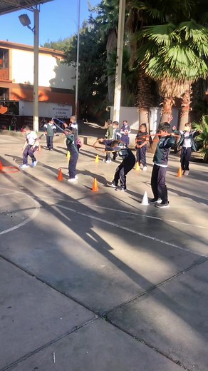 Juegos y actividades de relevos en educación física