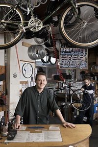 How to Sell Tangible vs. Intangible Products