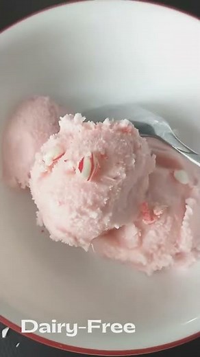 Homemade Dairy Free Peppermint Ice Cream #shorts