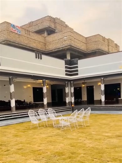 Explore Stunning Modern House Designs