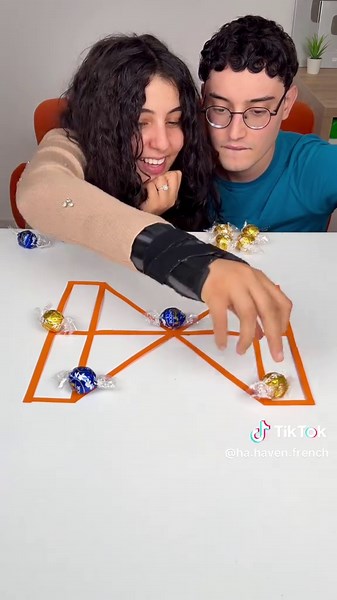 Vous confirmez ? Couple challenge jeu de société