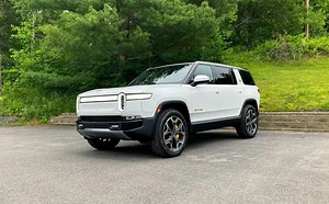 Green Stock News for September 17th, 2025: Rivian - Hyliion - Wallbox - PowerBank