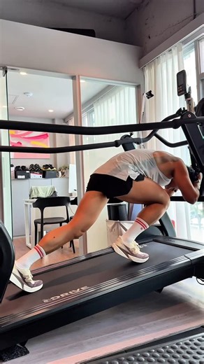 박 민규 on Instagram: "Introducing the Matrix S-Drive workout the ultimate uphill training that makes your legs burn and your mouth water. It’s not just a workout… it’s a craving. #매트릭스 #matrix #sdrive"